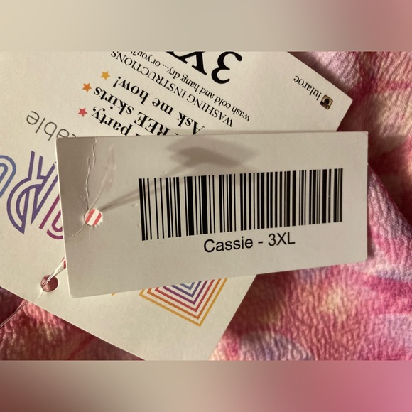 🥳New with Tags😍😍 LulaRoe Cassie 3XL - Picture 3 of 3
